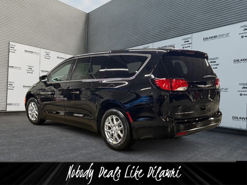 2026 Chrysler Grand Caravan SXT