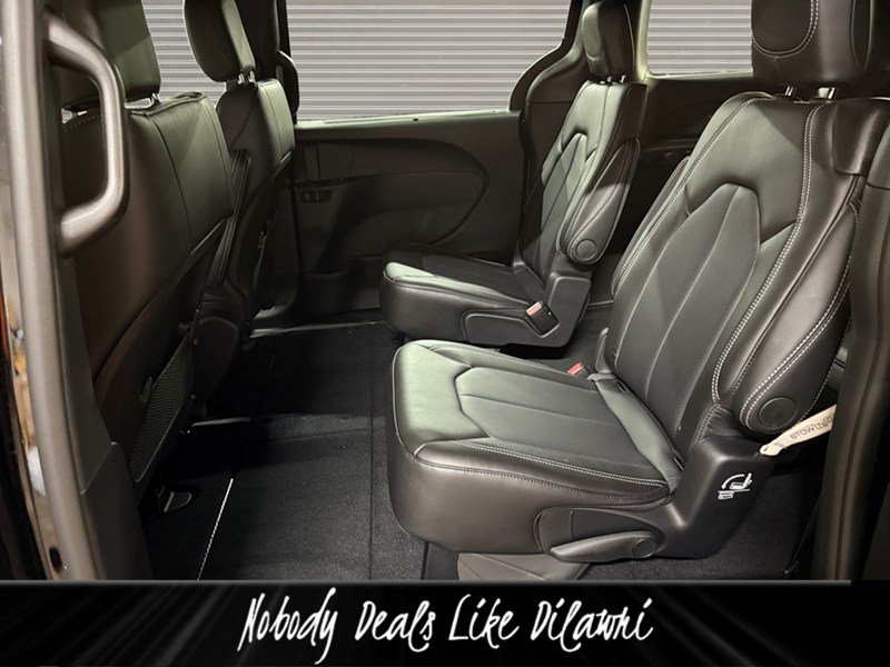 2027 Chrysler Grand Caravan SXT
