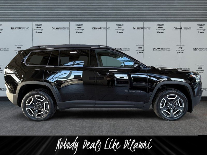 2026 Jeep Cherokee Laredo 4x4 Hybrid