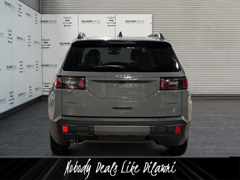 2026 Jeep Cherokee Laredo 4x4 Hybrid