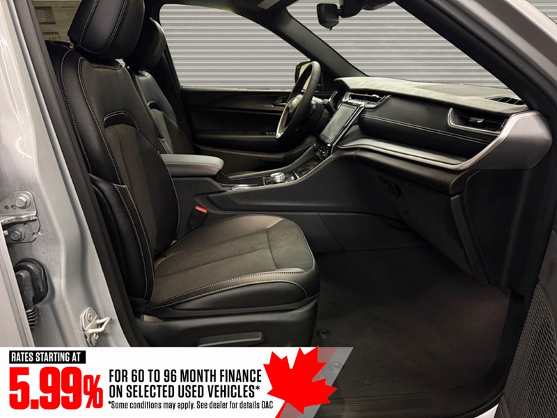 2024 Jeep Grand Cherokee Laredo 4x4