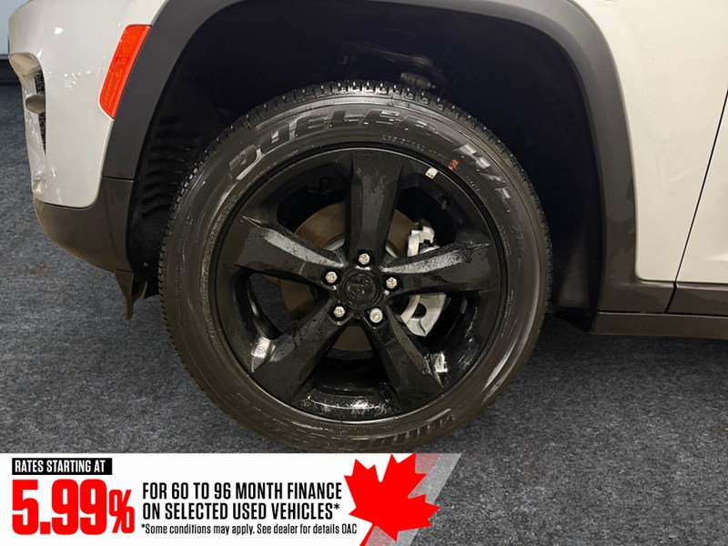 2024 Jeep Grand Cherokee Laredo 4x4
