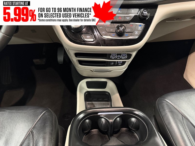 2022 Chrysler Pacifica Touring L AWD