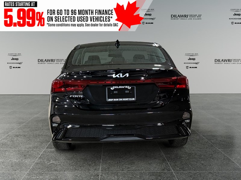 2023 Kia Forte EX IVT