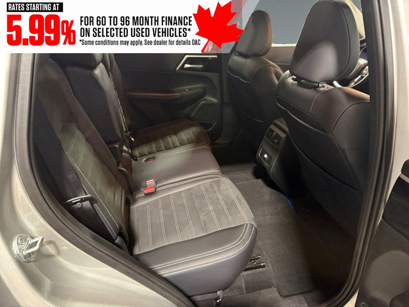 2024 Mitsubishi Outlander Plug-In Hybrid LE S-AWC