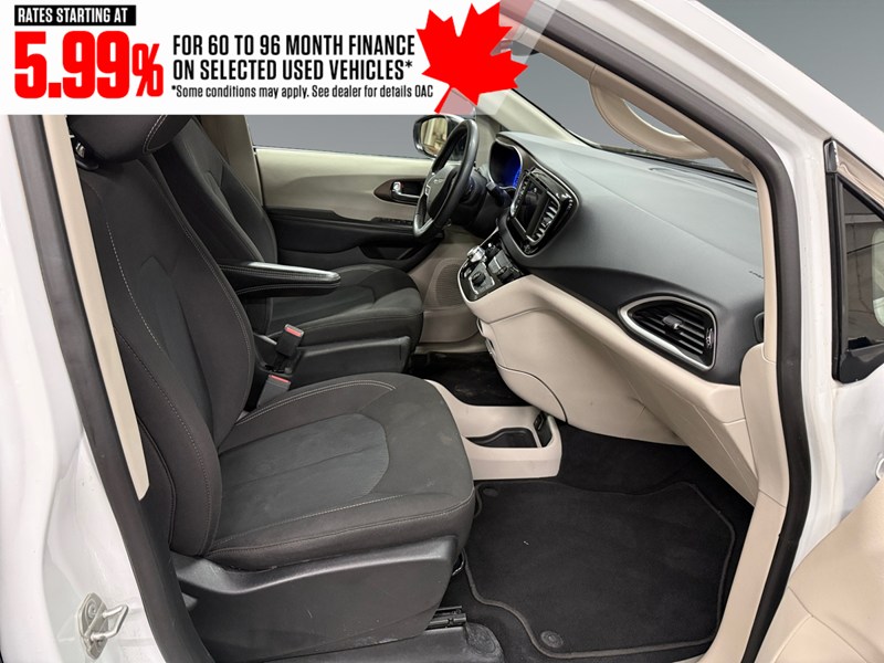 2023 Chrysler Grand Caravan SXT 2WD