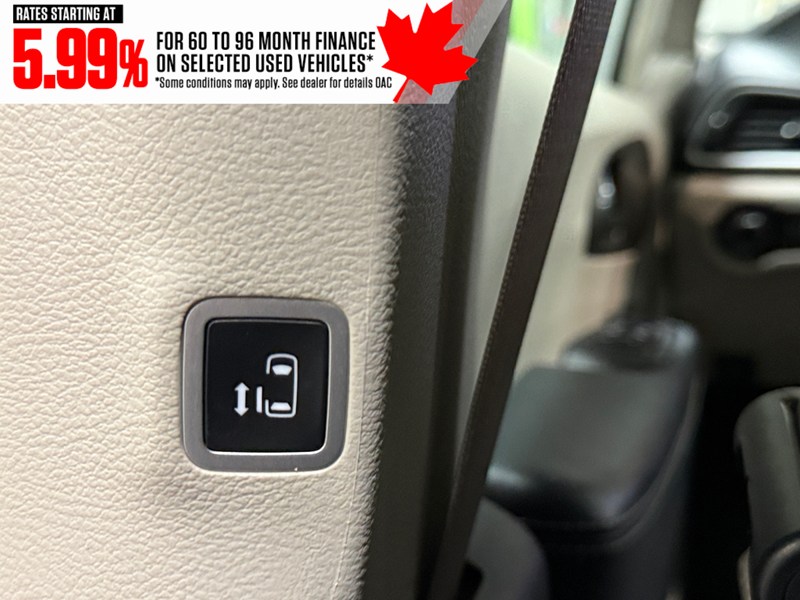 2023 Chrysler Grand Caravan SXT 2WD