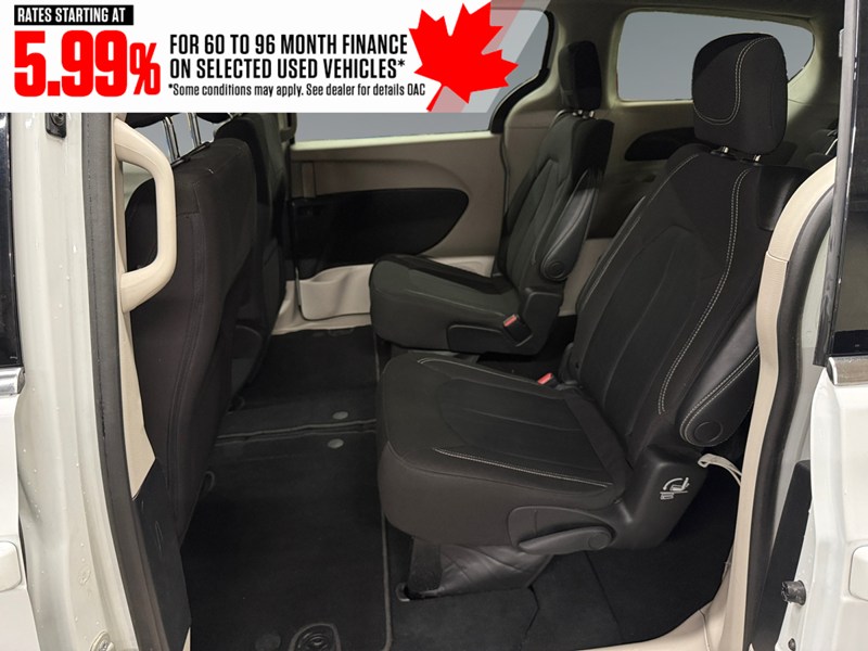 2023 Chrysler Grand Caravan SXT 2WD