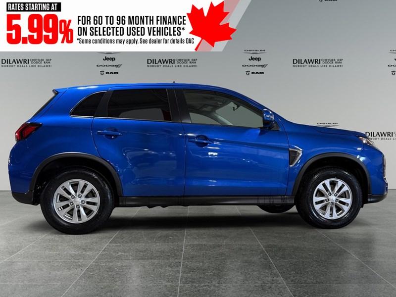 2023 Mitsubishi RVR SE AWC