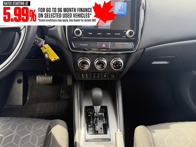 2023 Mitsubishi RVR SE AWC