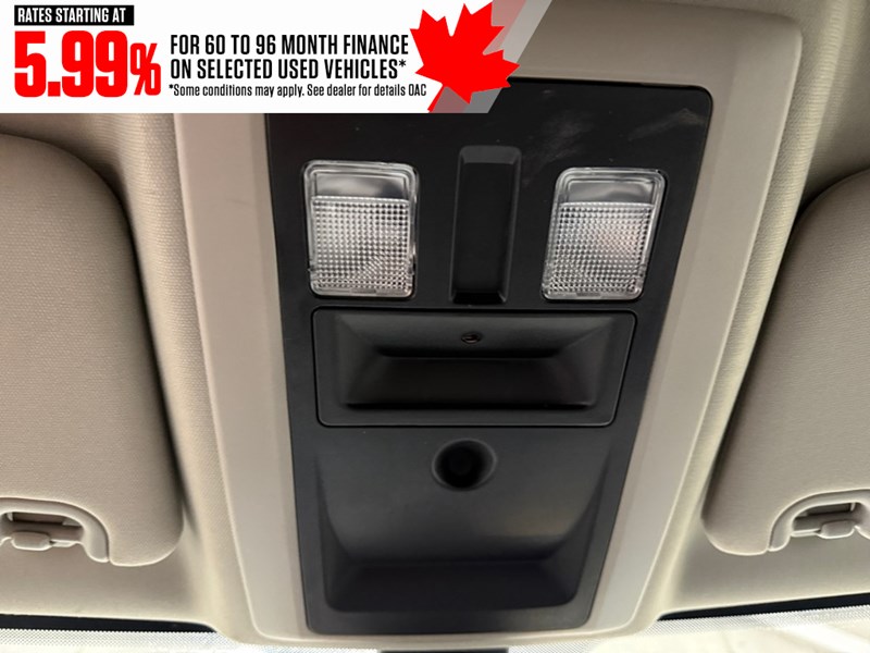 2022 RAM 1500 Classic Express 4x4 Crew Cab 5'7" Box