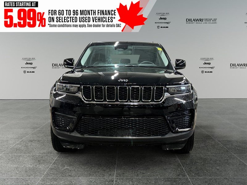 2023 Jeep Grand Cherokee Laredo 4x4
