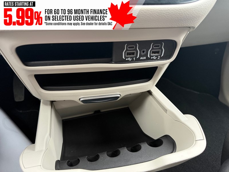 2024 Chrysler Grand Caravan SXT 2WD