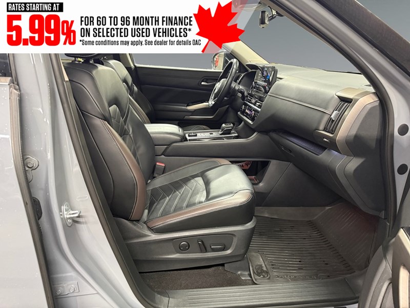 2023 Nissan Pathfinder Platinum 4WD