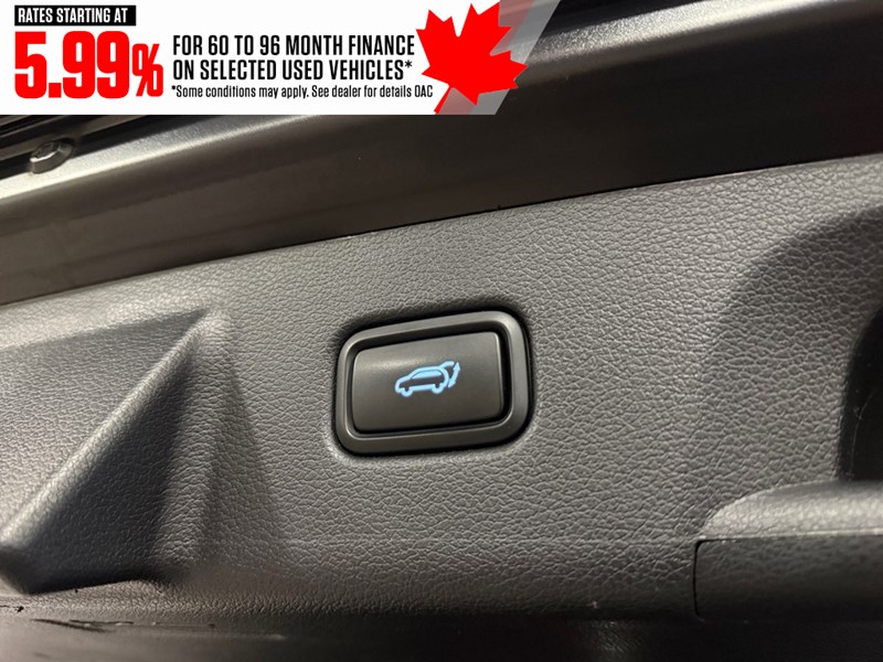 2022 Hyundai Palisade Luxury 8-Passenger AWD