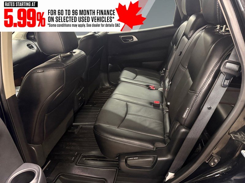 2020 Nissan Pathfinder 4x4 SL Premium