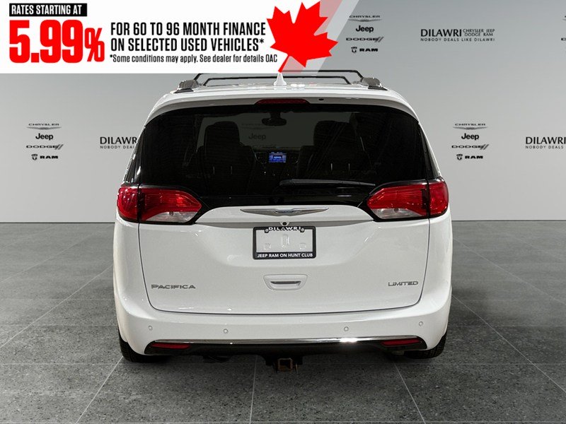 2017 Chrysler Pacifica 4dr Wgn Limited