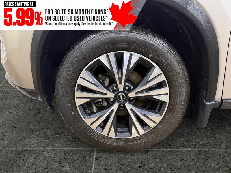 2023 Nissan Rogue AWD SV Moonroof