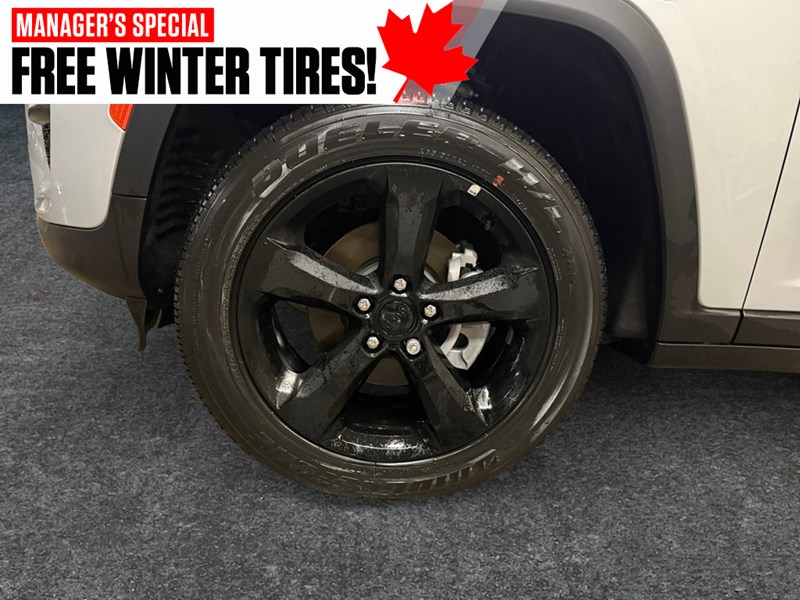 2024 Jeep Grand Cherokee Laredo 4x4