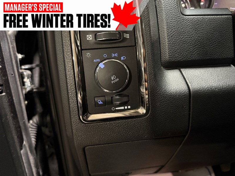 2018 RAM 1500 Sport 4x4 Crew Cab 5'7" Box *Ltd Avail*