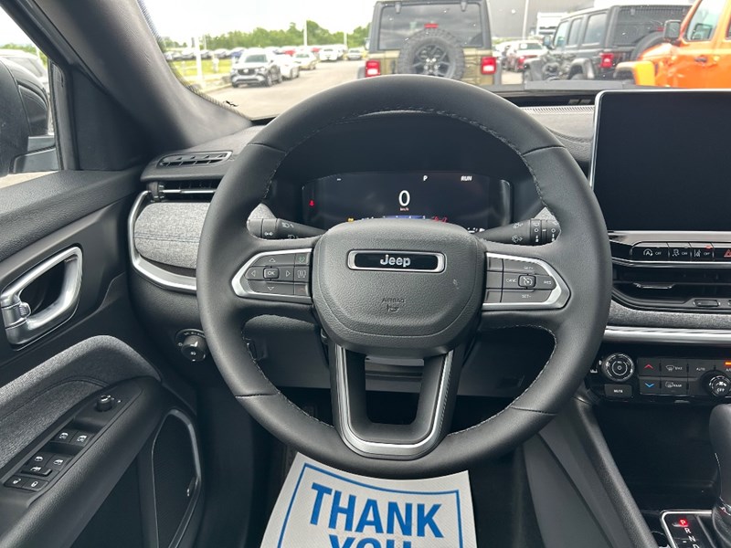 2025 Jeep Compass North 4x4