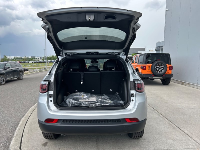 2025 Jeep Compass North 4x4