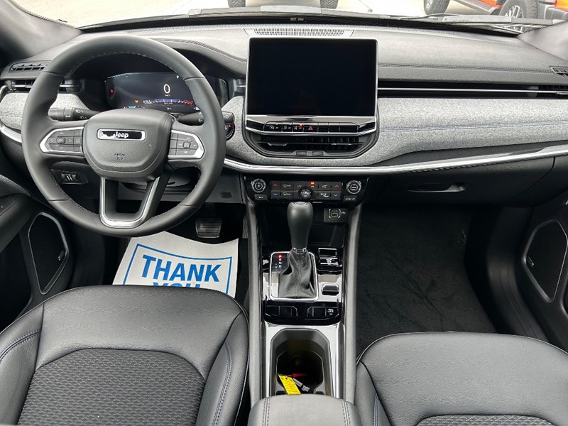 2025 Jeep Compass North 4x4