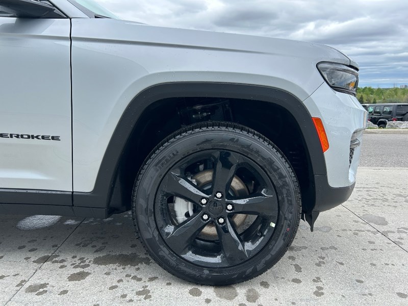 2025 Jeep Grand Cherokee Limited 4x4