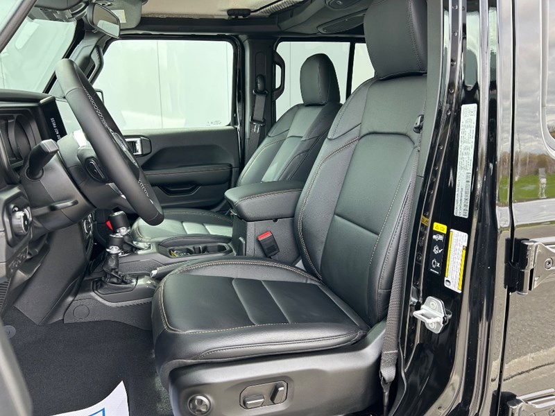 2025 Jeep Wrangler Sahara 4 Door 4x4
