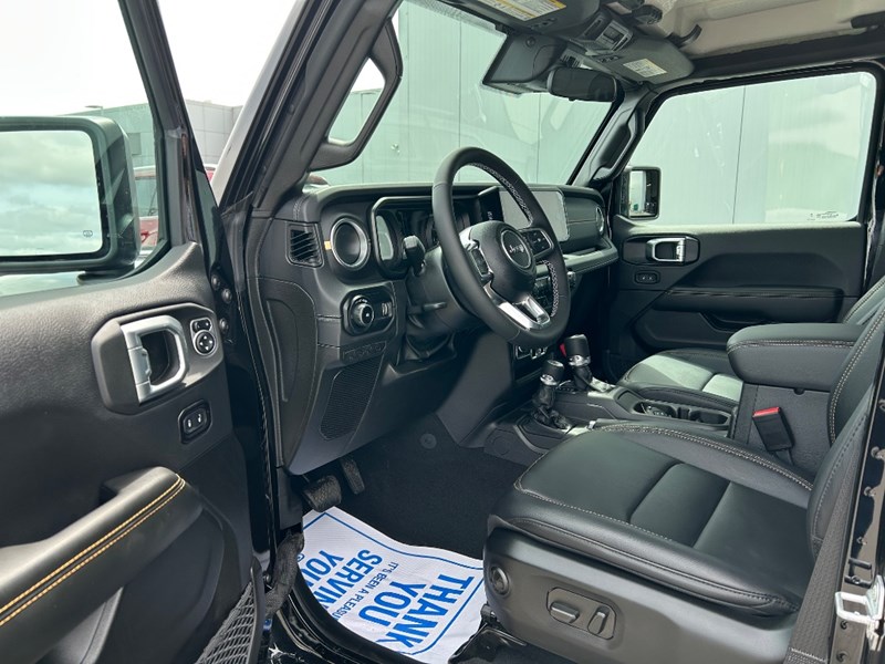 2025 Jeep Wrangler Sahara 4 Door 4x4