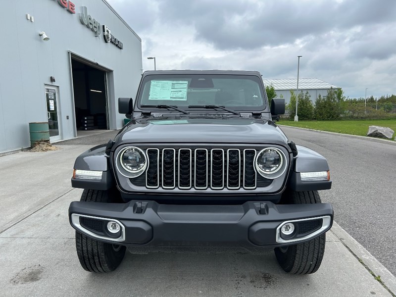 2025 Jeep Wrangler Sahara 4 Door 4x4