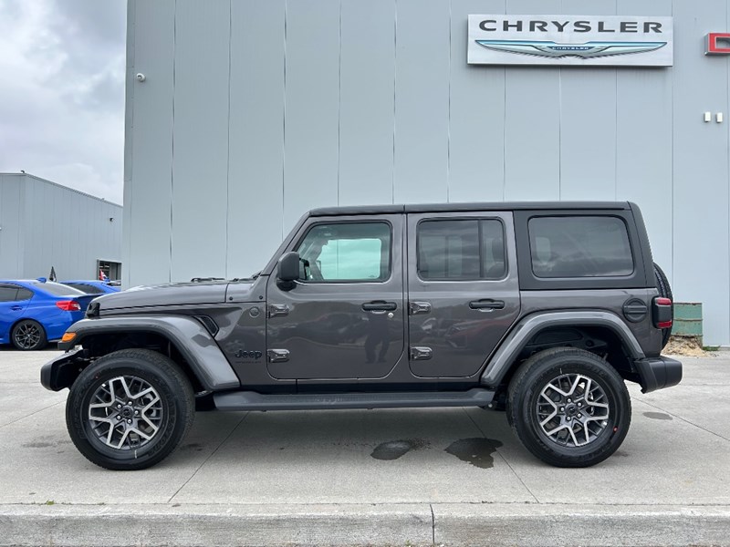 2025 Jeep Wrangler Sahara 4 Door 4x4