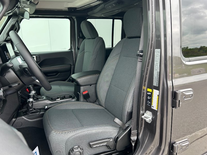 2025 Jeep Wrangler Sahara 4 Door 4x4