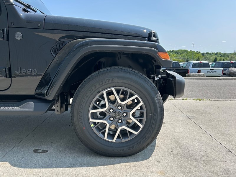 2025 Jeep Wrangler Sahara 4 Door 4x4