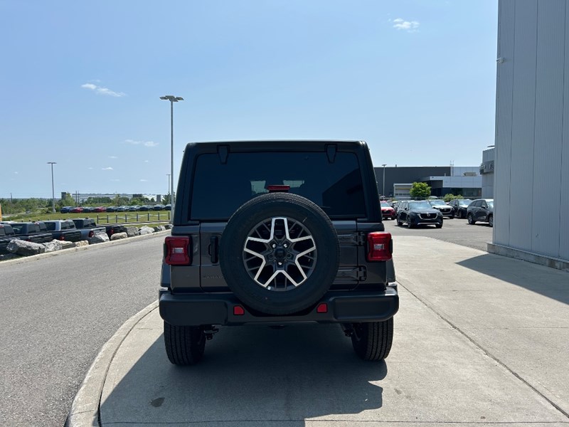 2025 Jeep Wrangler Sahara 4 Door 4x4