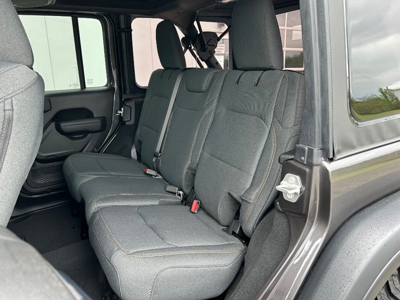 2025 Jeep Wrangler Willys 4 Door 4x4