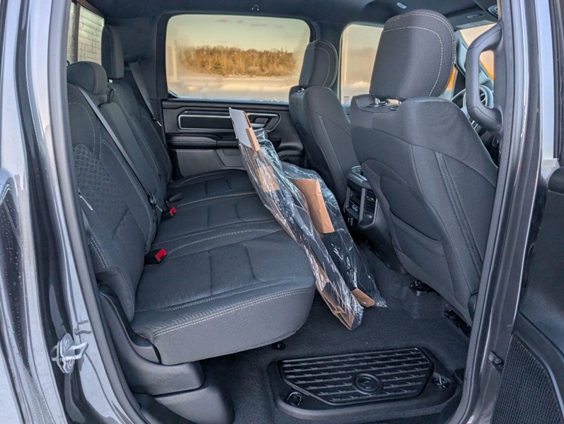 2025 RAM 1500 Big Horn 4x4 Crew Cab | Off-Roader, Sport Group