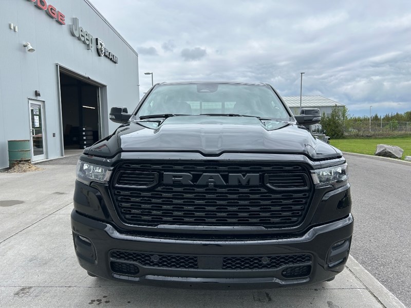 2025 RAM 1500 Big Horn 4x4 Crew Cab 5'7" Box