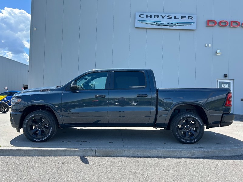 2025 RAM 1500 Big Horn 4x4 Crew Cab 5'7" Box