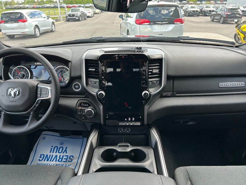 2025 RAM 1500 Big Horn 4x4 Crew Cab 5'7" Box