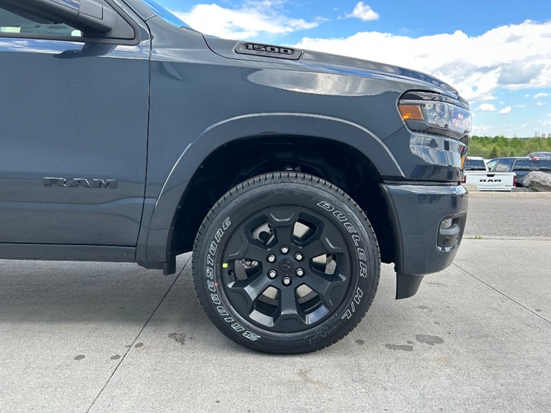 2025 RAM 1500 Big Horn 4x4 Crew Cab 5'7" Box