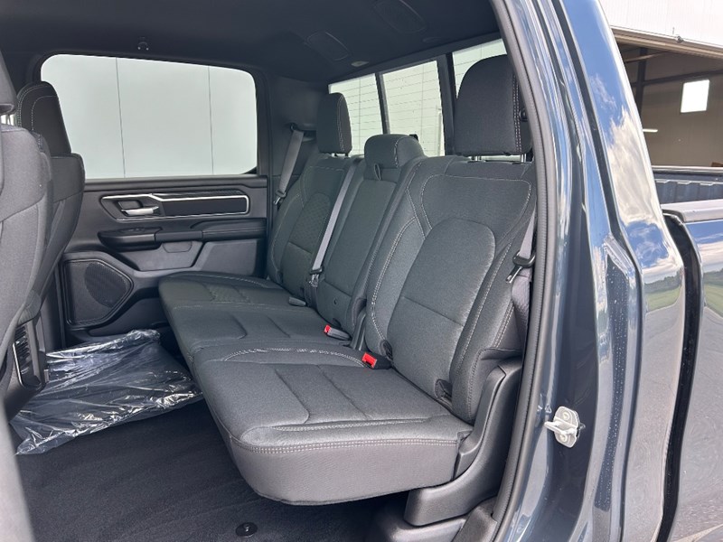 2025 RAM 1500 Big Horn 4x4 Crew Cab 5'7" Box