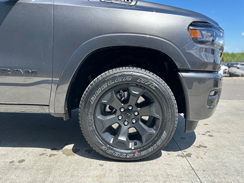 2025 RAM 1500 Big Horn 4x4 Crew Cab 5'7" Box