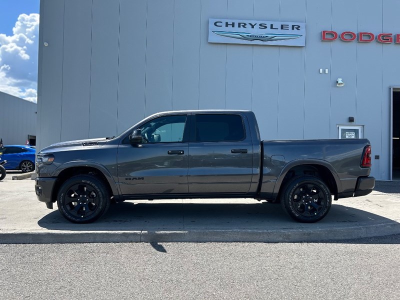 2025 RAM 1500 Big Horn 4x4 Crew Cab 5'7" Box