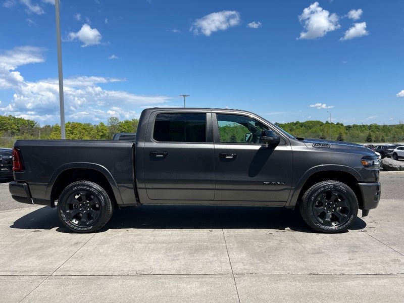 2025 RAM 1500 Big Horn 4x4 Crew Cab 5'7" Box