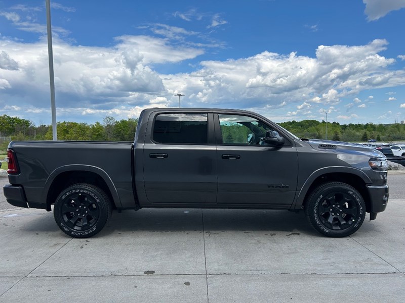 2025 RAM 1500 Big Horn 4x4 Crew Cab 5'7" Box