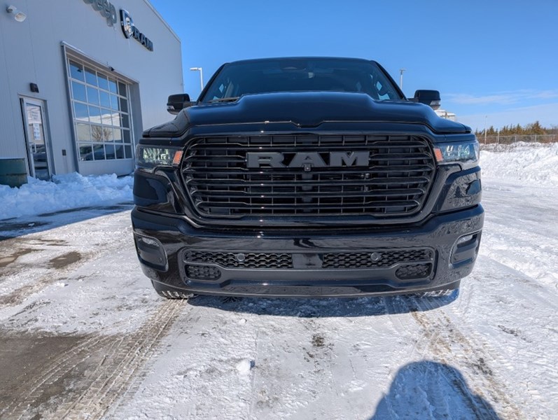 2025 RAM 1500 Sport GT 4x4 Crew Cab | Pano Roof, Leather