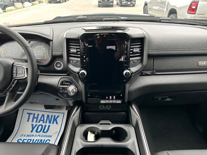 2025 RAM 1500 Sport 4x4 Crew Cab 5'7" Box