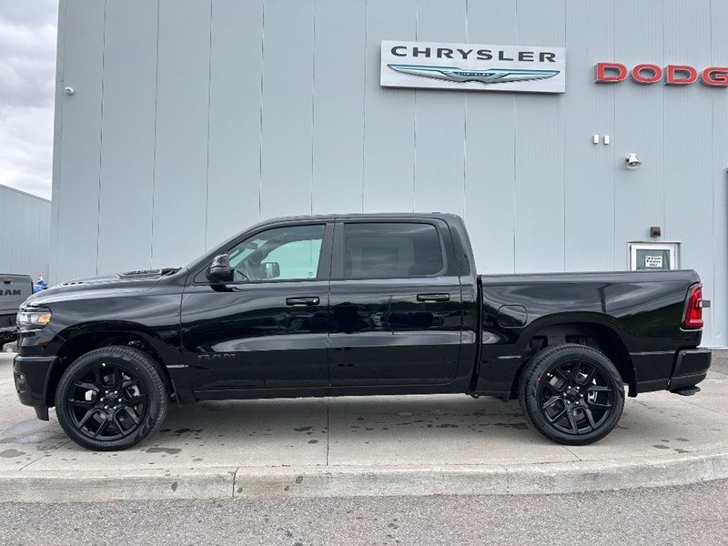 2025 RAM 1500 Sport 4x4 Crew Cab 5'7" Box