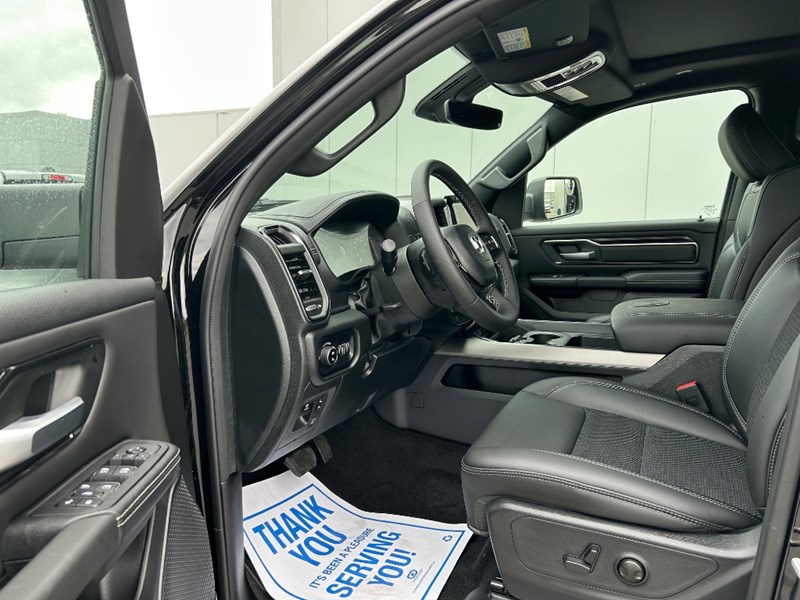 2025 RAM 1500 Sport 4x4 Crew Cab 5'7" Box